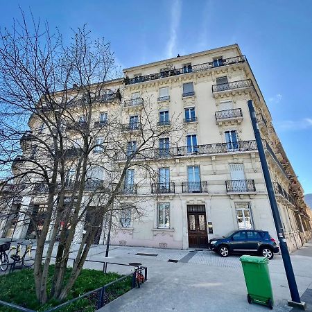 La Loge Parisienne 300M Gare Bastille Telepherique Grenoble Exteriör bild