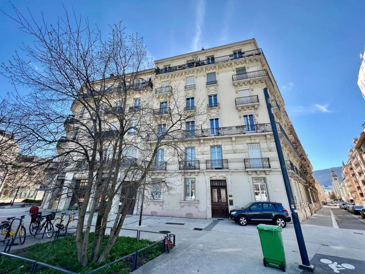 La Loge Parisienne 300M Gare Bastille Telepherique Grenoble Exteriör bild